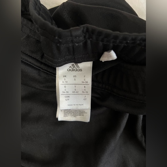 Adidas joggers - Picture 4 of 4